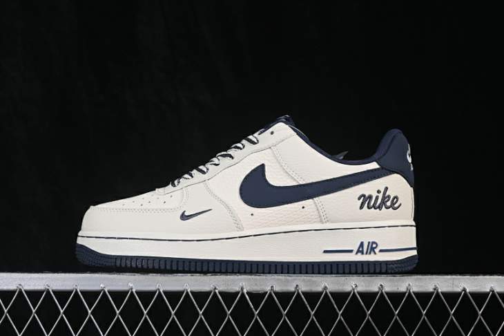 Picture of Air Force 1 _SKUfw23086442782160180fw